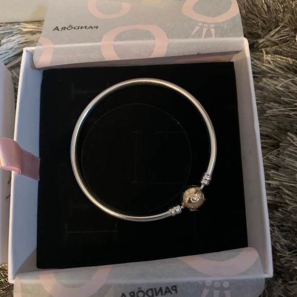 Authentic Pandora Bangle Moment Silver and 14k gold, Size 17 - 6.7 - Picture 3 of 5